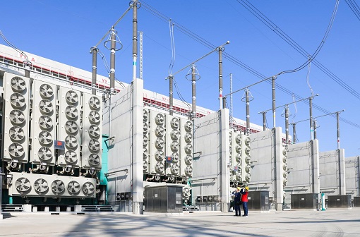 以电网高质量发展服务河南灾后重建</p><p> 谱写新时代中原更加出彩的绚丽篇章